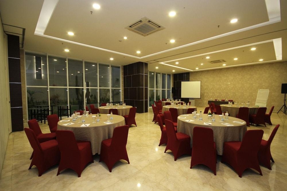 Atlantic City Hotel Bandung Exterior foto
