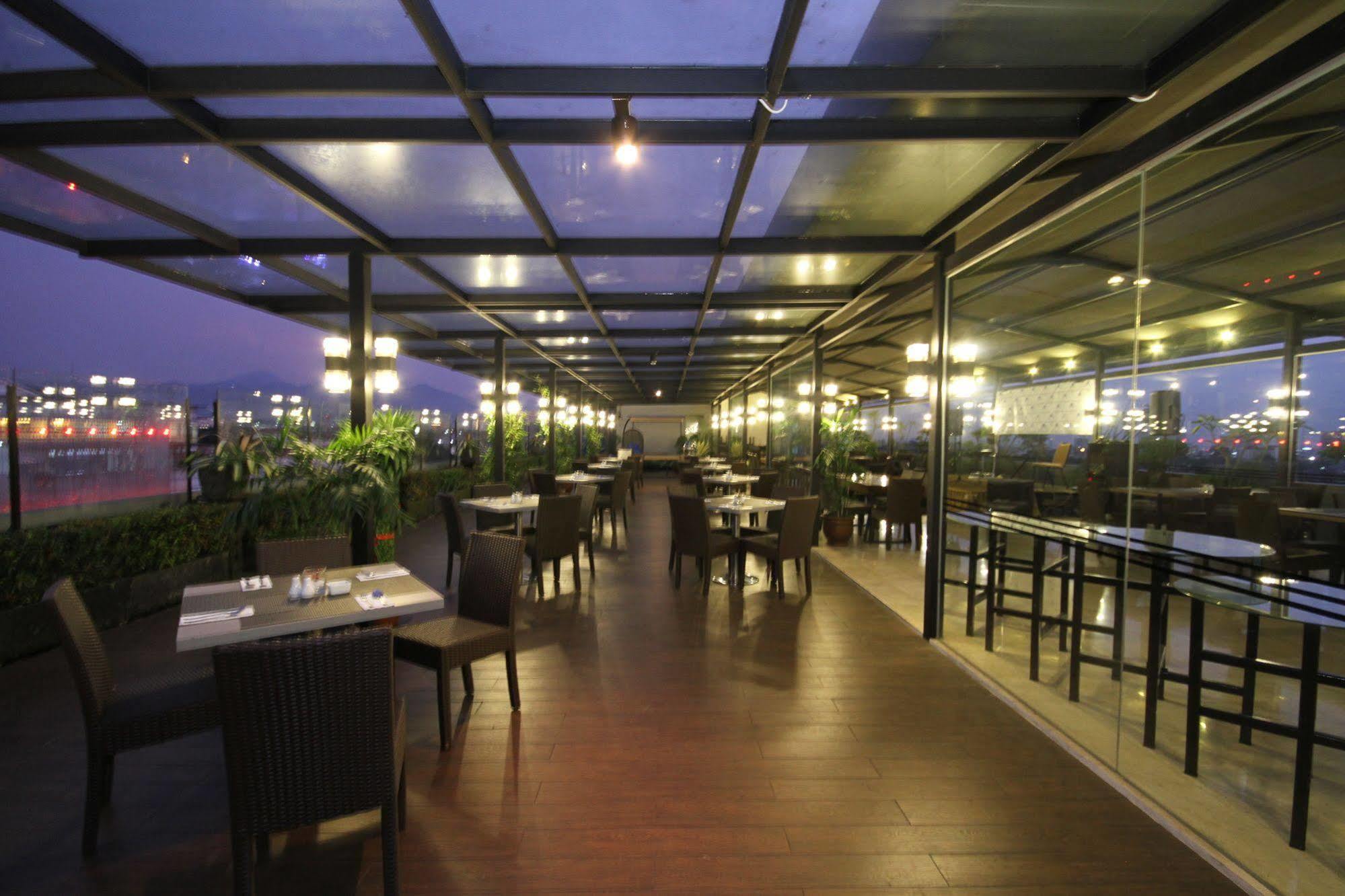 Atlantic City Hotel Bandung Exterior foto